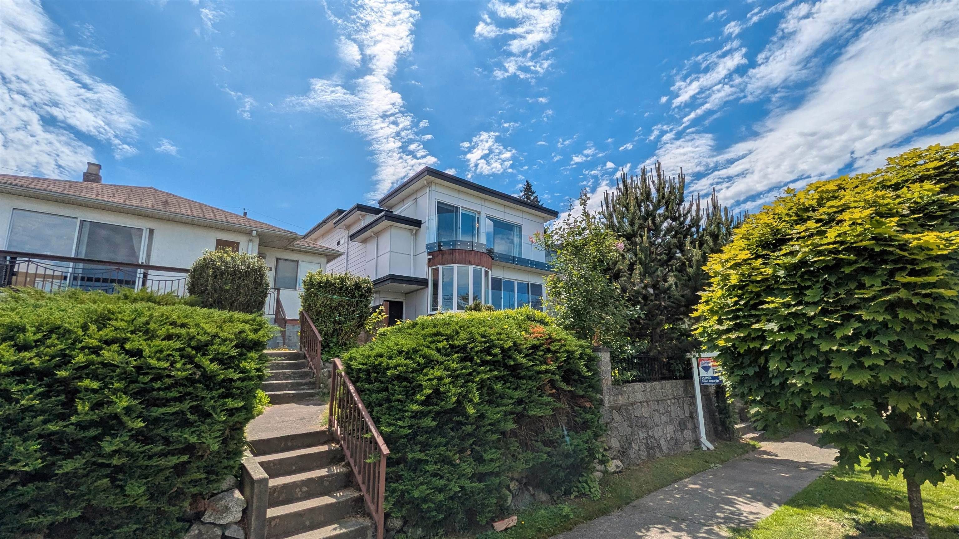 Where Smart Money is Buying Real Estate in Vancouver